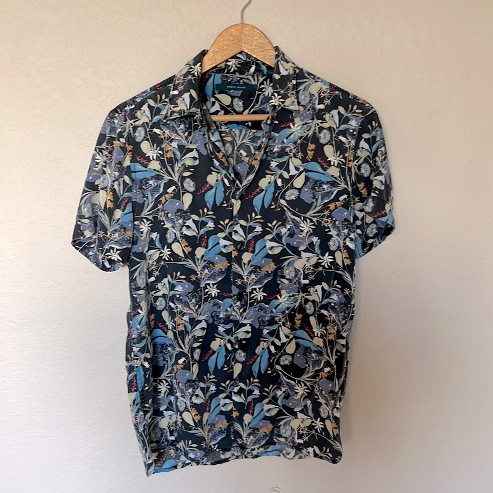Silly floral button down Perry Ellis